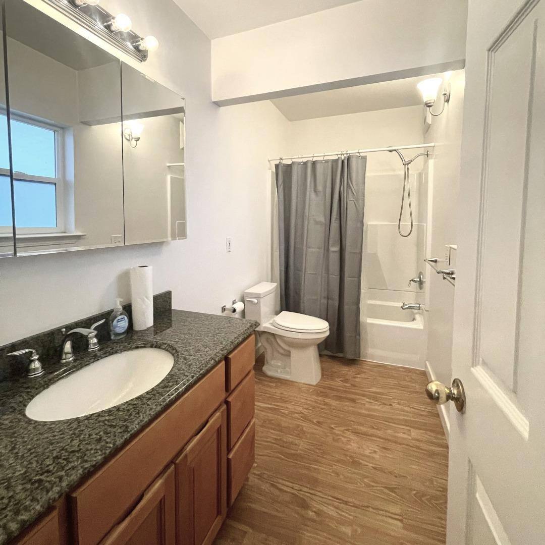 Apartment for rent at 134 Cypress St #134, Redwood City, CA 94061