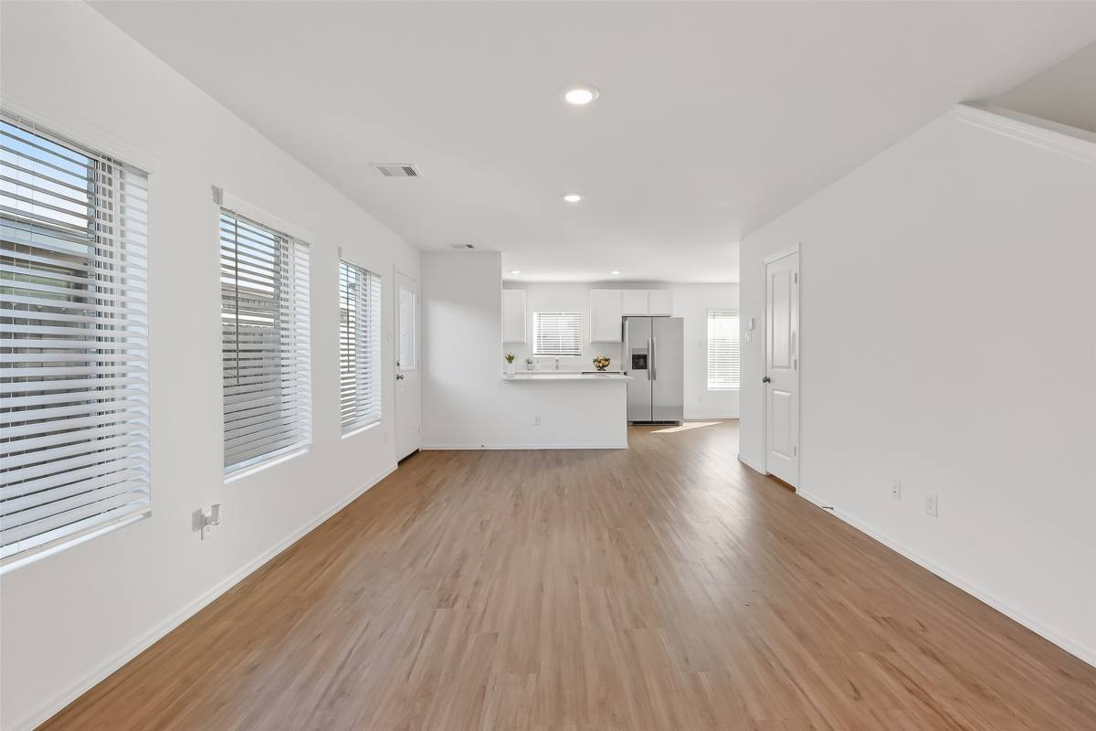 Apartment for rent at 7402 Clover Chase Dr, Katy, TX 77493
