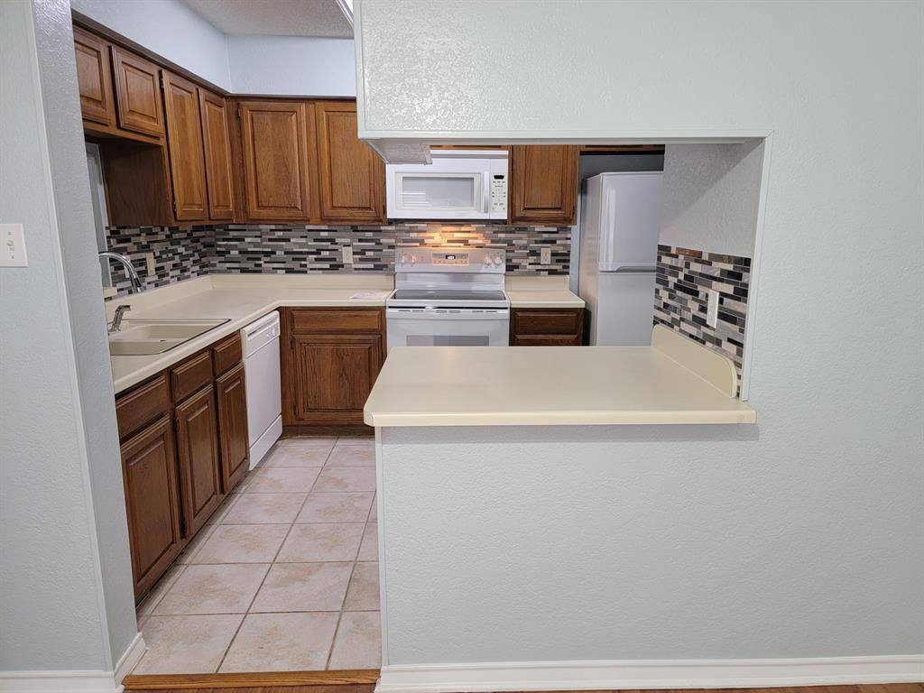 Apartment for rent at 1104 Horizon Trail #2824, Arlington, TX 76011