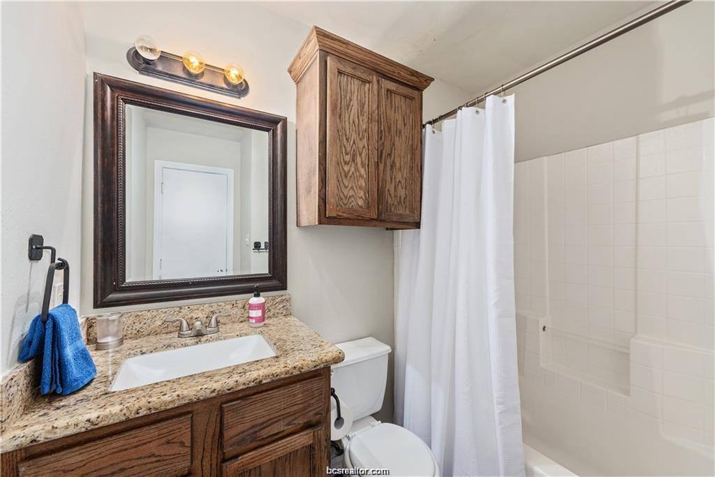 Apartment for rent at 1207 Oney Hervey Dr, College Station, TX 77840