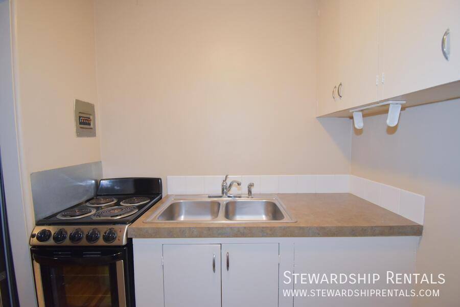 Apartment for rent at 942 E 18th Ave #1, Eugene, OR 97403