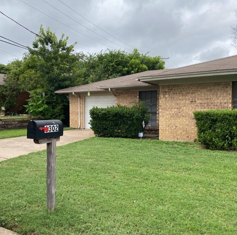 Apartment for rent at 6302 Peggy Dr, Fort Worth, TX 76133