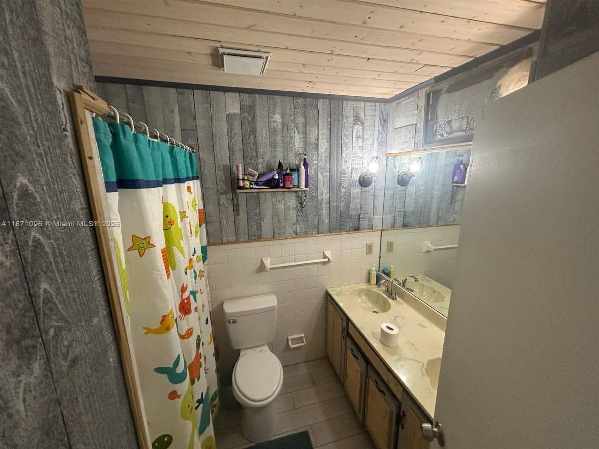 Apartment for rent at 1606 Churchill St, Lake Placid, FL 33852