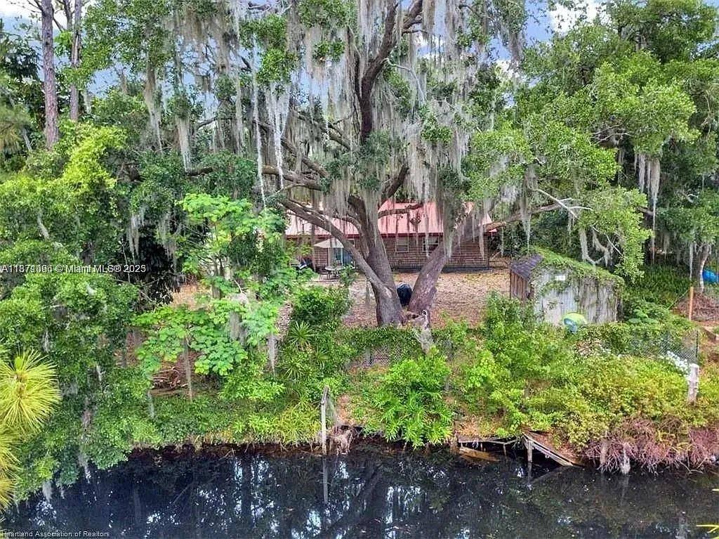Apartment for rent at 1606 Churchill St, Lake Placid, FL 33852