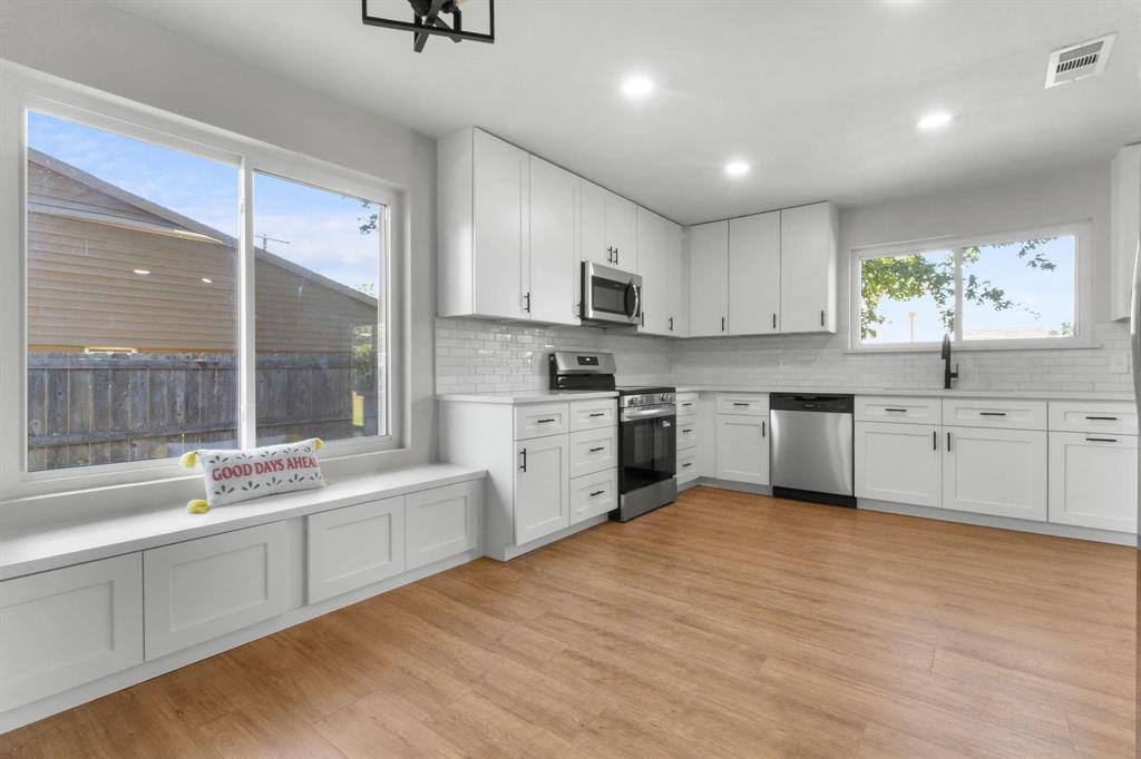 Apartment for rent at 414 Hallmark Dr #414, Arlington, TX 76011