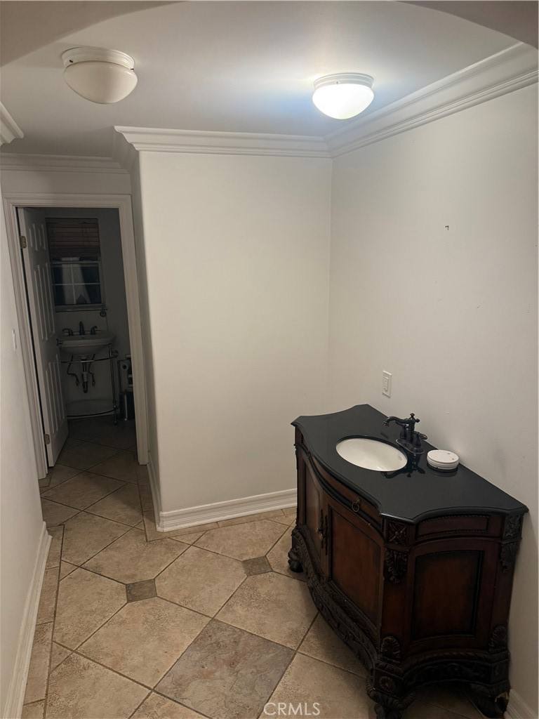 Apartment for rent at 12536 Trail #6, Sylmar, CA 91342