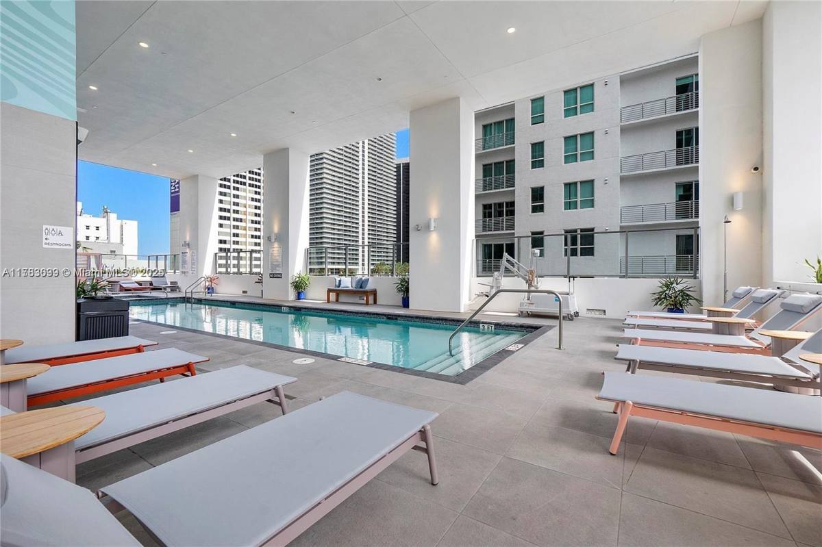 Apartment for rent at 227 NE 2nd St #2201, Miami, FL 33132