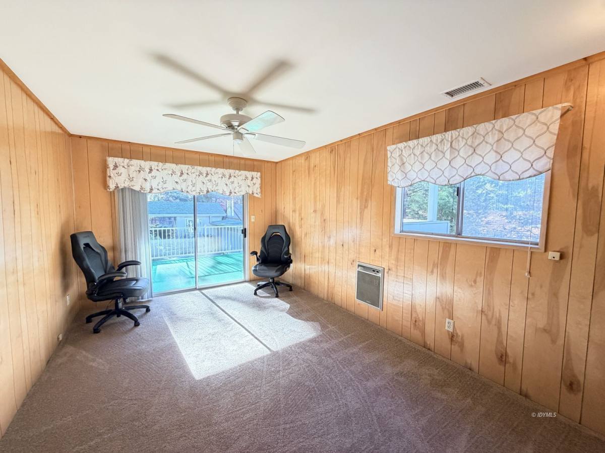 Apartment for rent at 54159 S Circle Dr, Idyllwild, CA 92549