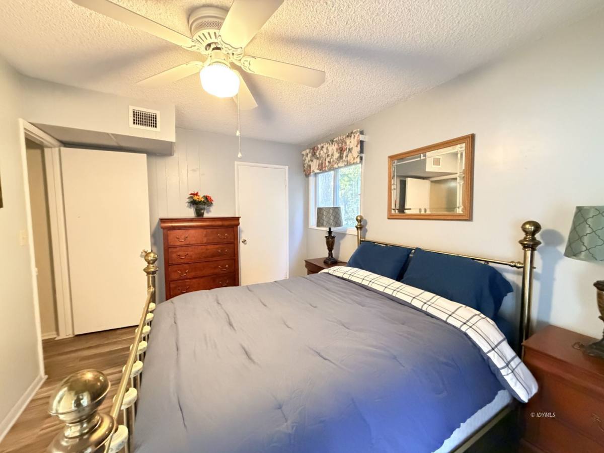 Apartment for rent at 54159 S Circle Dr, Idyllwild, CA 92549