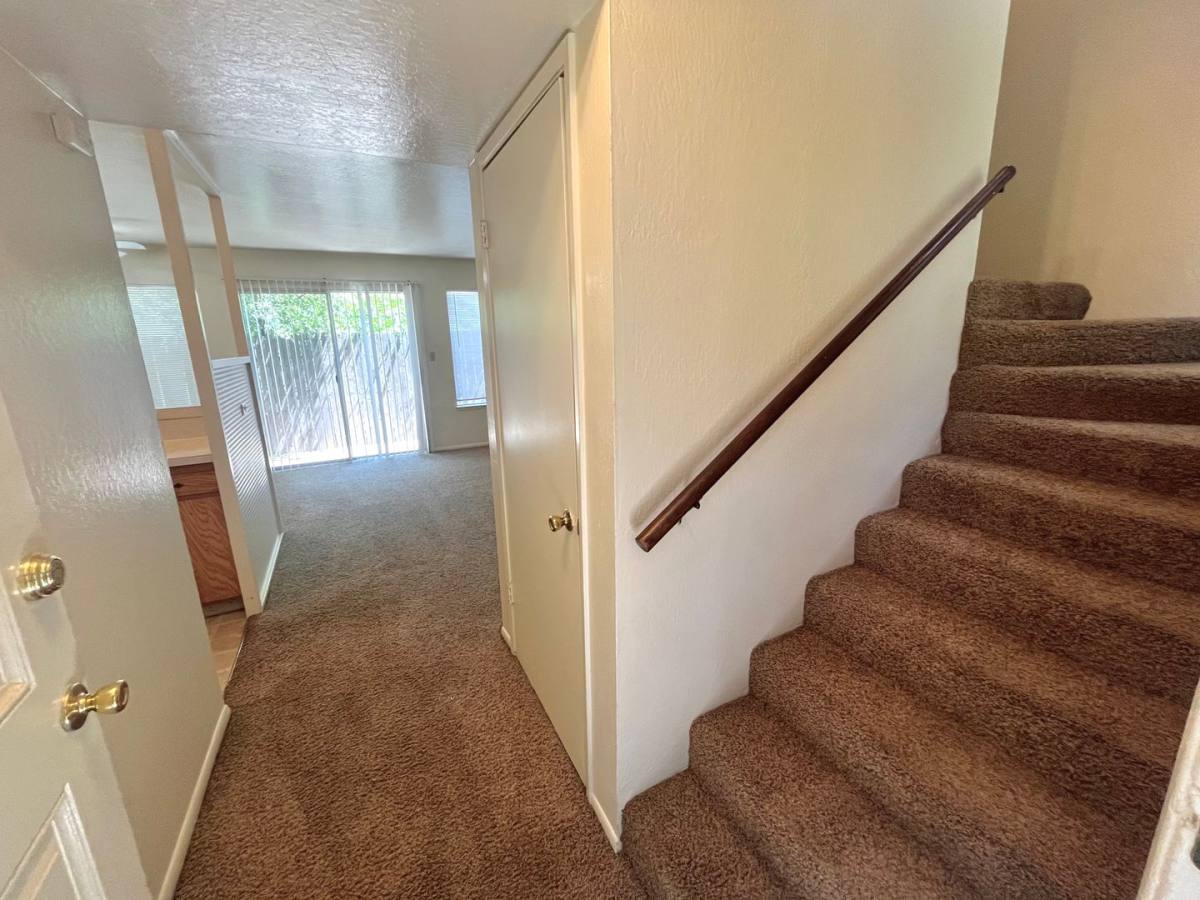 Apartment for rent at 941 Hazel St, Chico, CA 95926