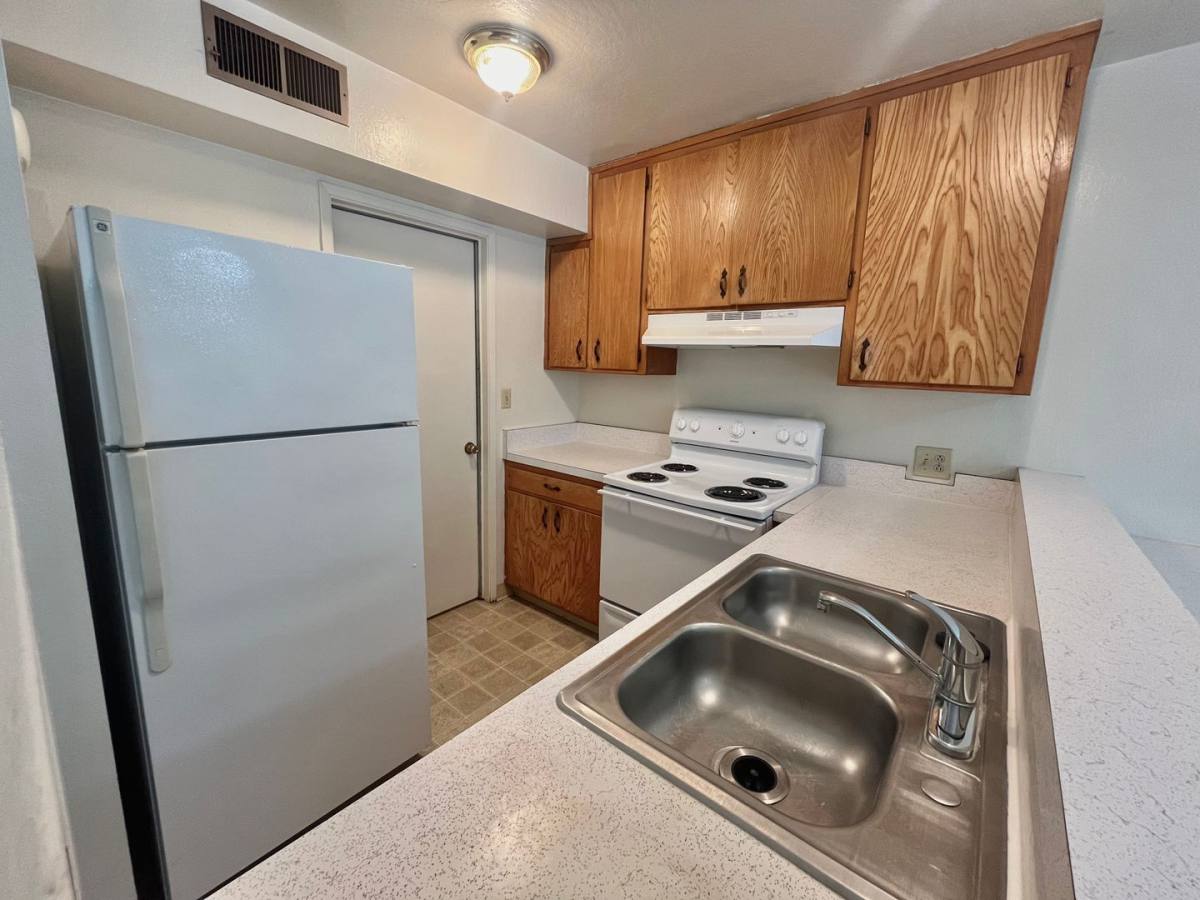 Apartment for rent at 941 Hazel St, Chico, CA 95926