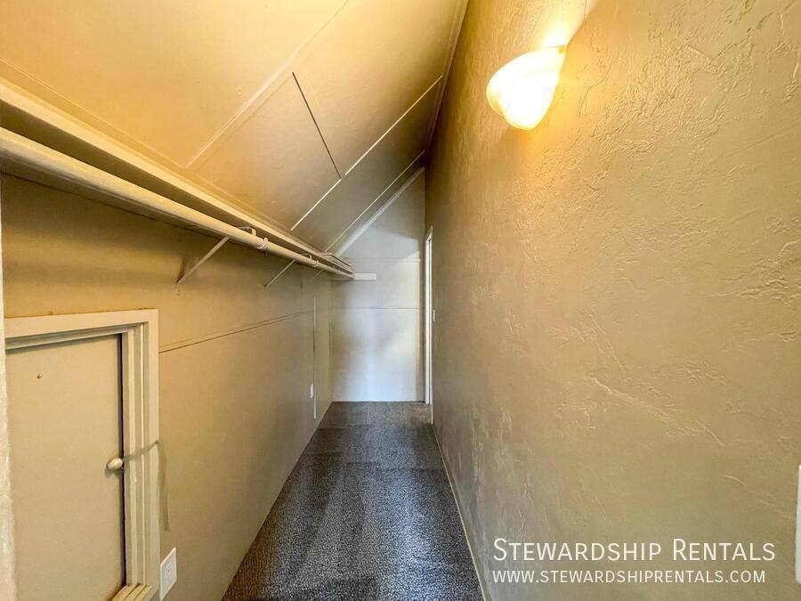Apartment for rent at 1825 Harris St #11, Eugene, OR 97403