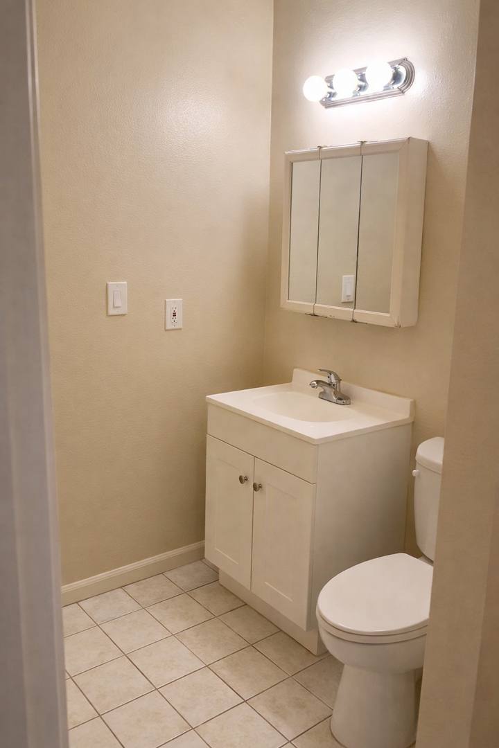 Apartment for rent at 846 W Sacramento Ave, Chico, CA 95926