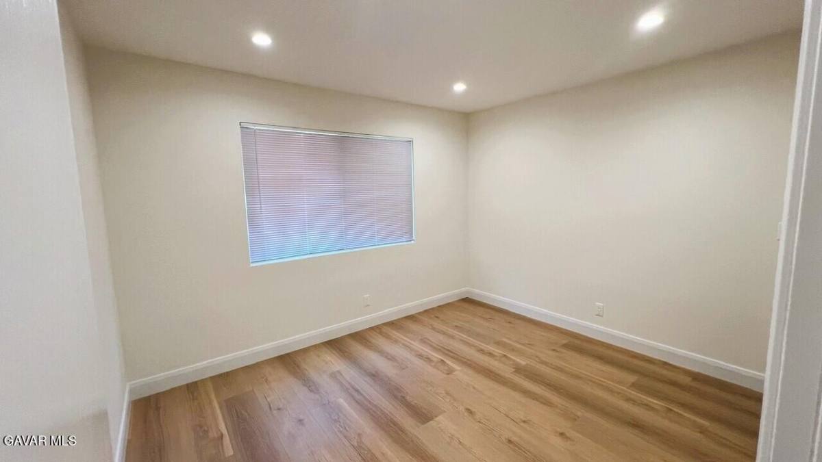 Apartment for rent at 5020 Ave K10 W Quartz Hill, Lancaster, CA 93536