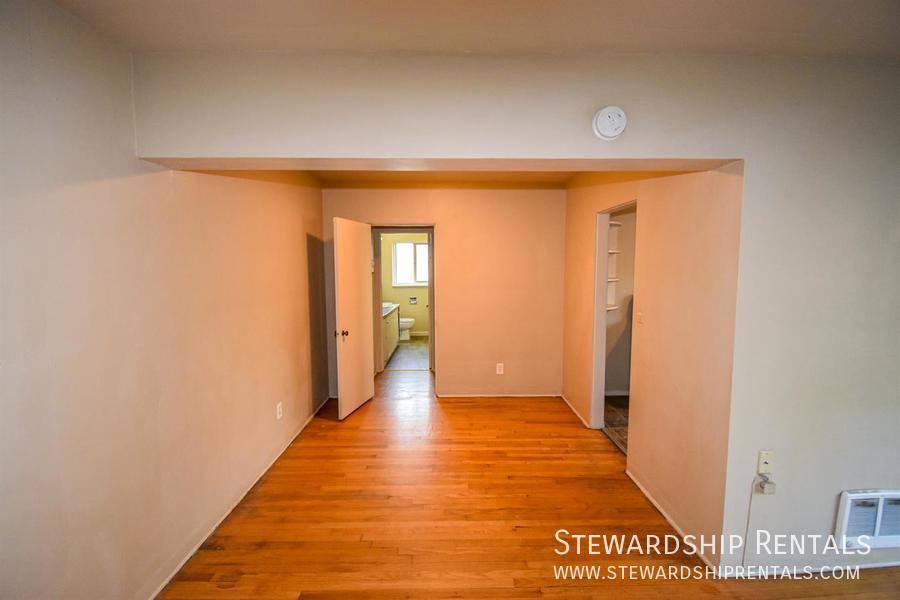 Apartment for rent at 350 E 18th Ave #1, Eugene, OR 97401