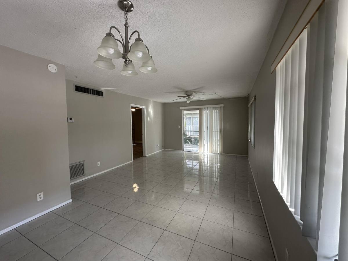 Apartment for rent at 2301 NE 14th St Causeway #2301206E, Pompano Beach, FL 33062