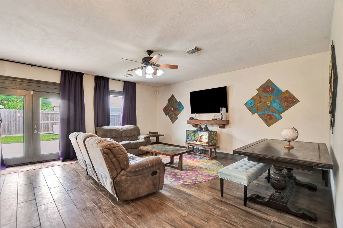 Apartment for rent at 6706 Lindale Manor Court, Spring, TX 77379