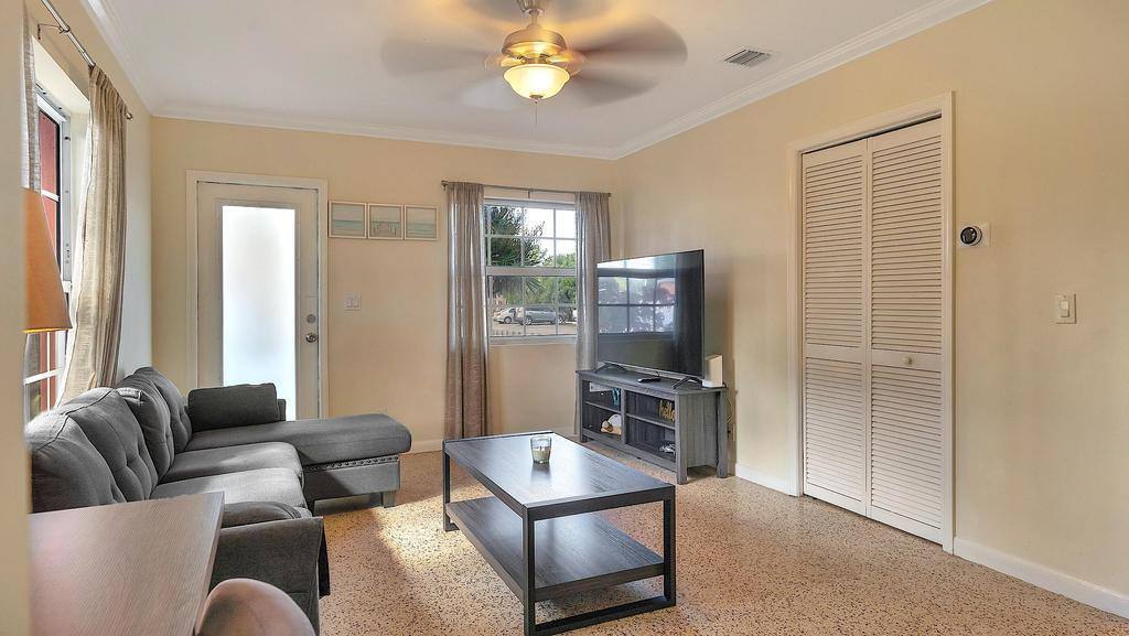 Apartment for rent at 802 N J St #802, Lake Worth Beach, FL 33460