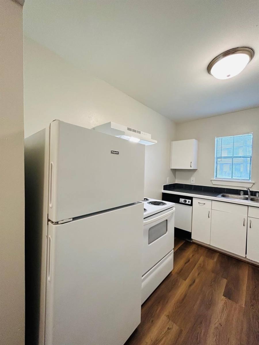 Apartment for rent at 3629 N Macgregor Way #137, Houston, TX 77004