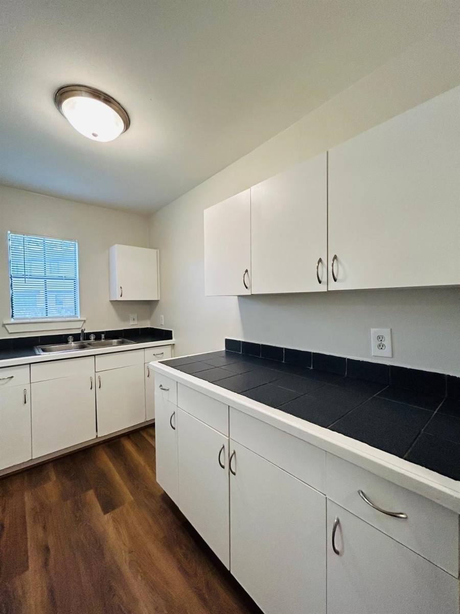 Apartment for rent at 3629 N Macgregor Way #137, Houston, TX 77004