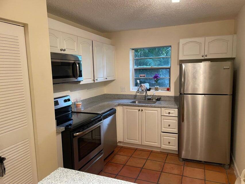 Condo for rent at 2324 Van Buren St #102, Hollywood, FL 33020