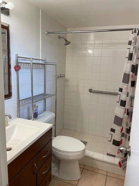 Condo for rent at 2324 Van Buren St #102, Hollywood, FL 33020