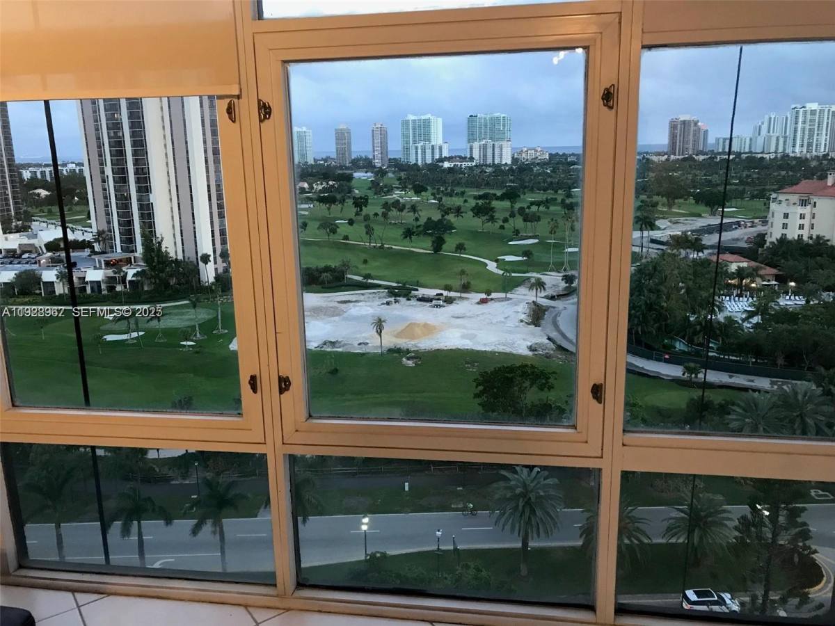 Condo for rent at 20100 W Country Club Dr #1606, Miami, FL 33180