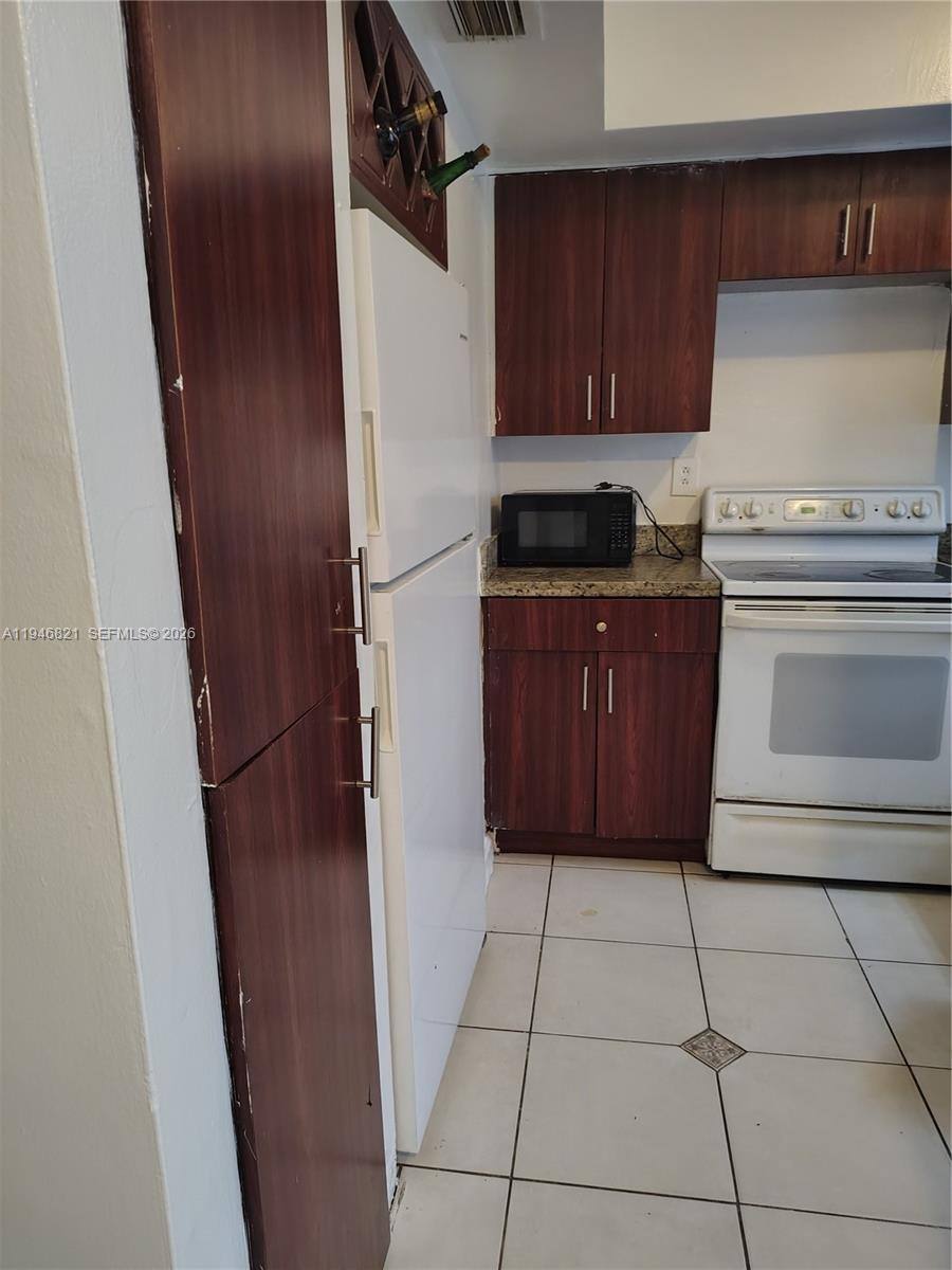 Condo for rent at 1350 NE 119th St #135006, Miami, FL 33161