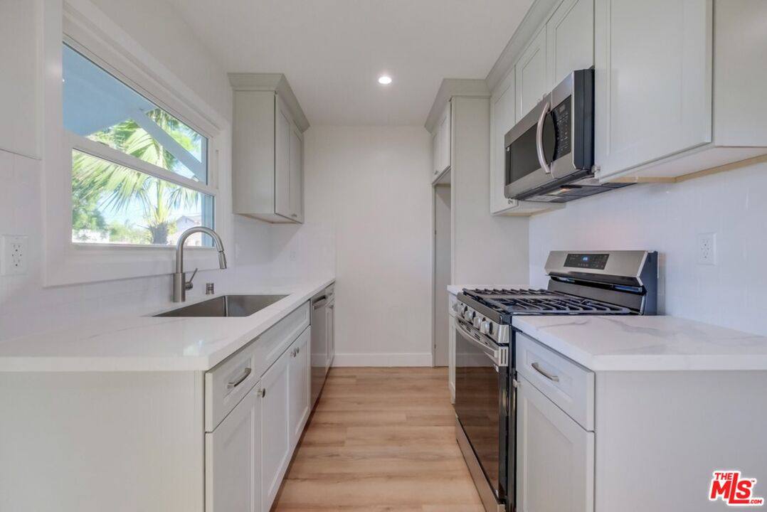 Apartment for rent at 8356 Kittyhawk Ave, Los Angeles, CA 90045