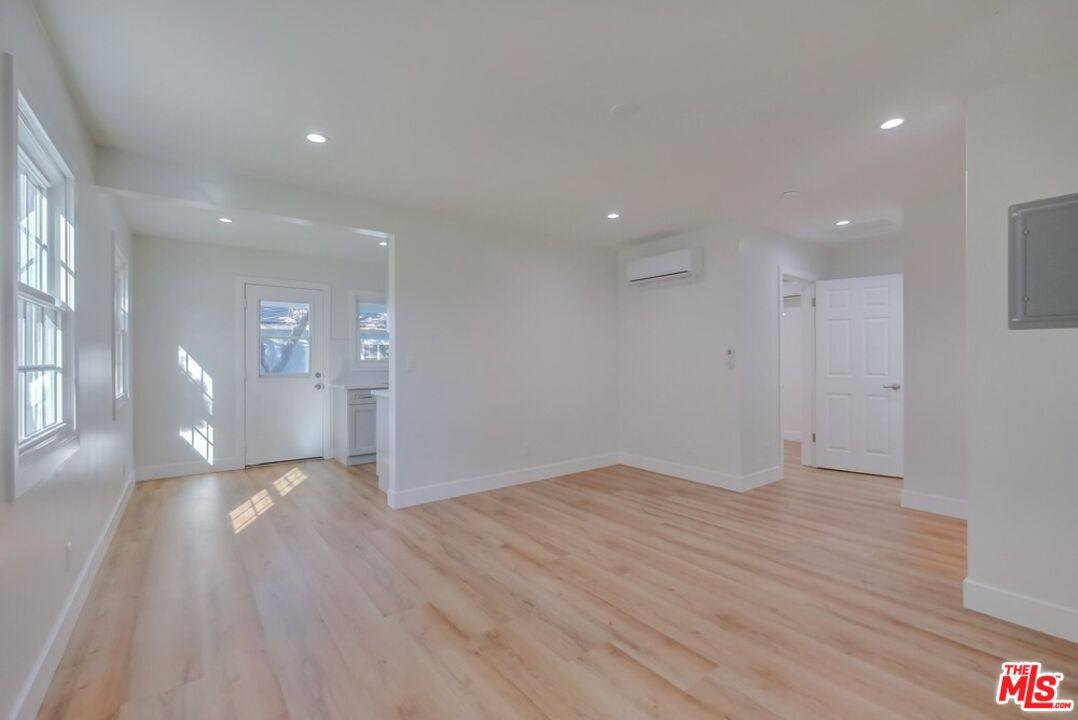 Apartment for rent at 8356 Kittyhawk Ave, Los Angeles, CA 90045