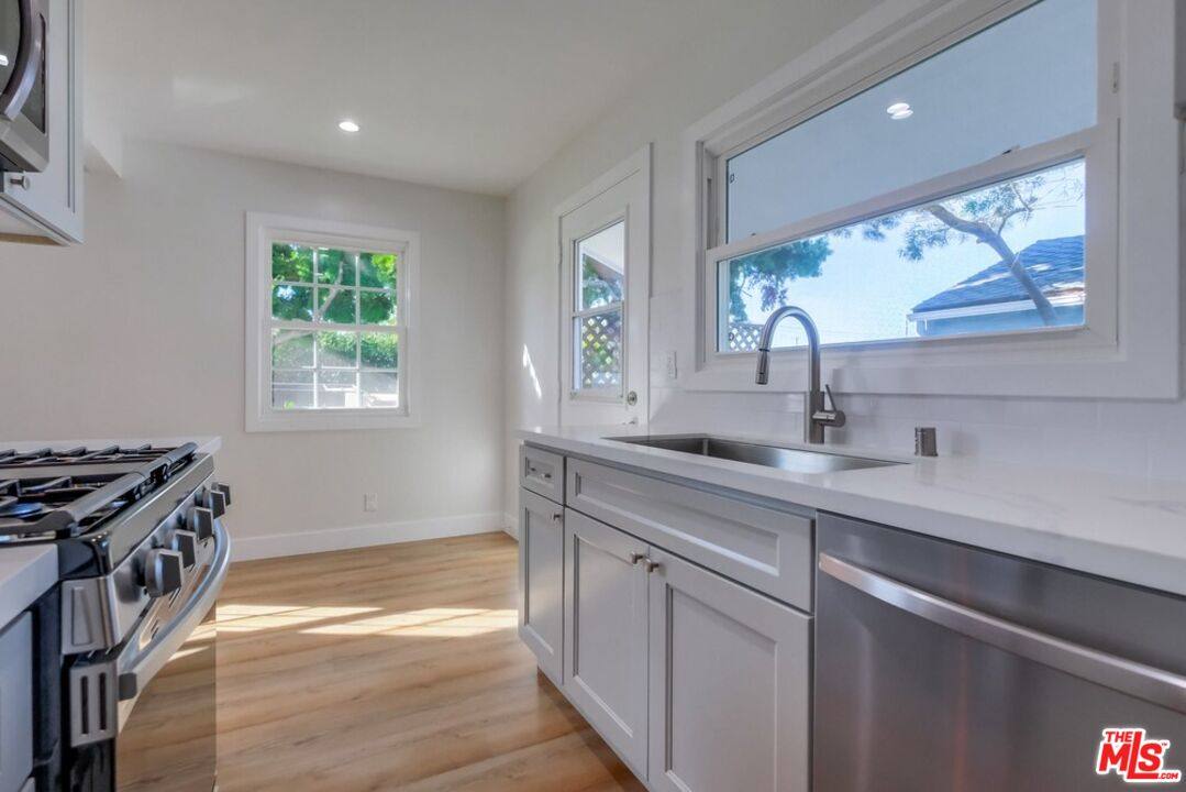 Apartment for rent at 8356 Kittyhawk Ave, Los Angeles, CA 90045