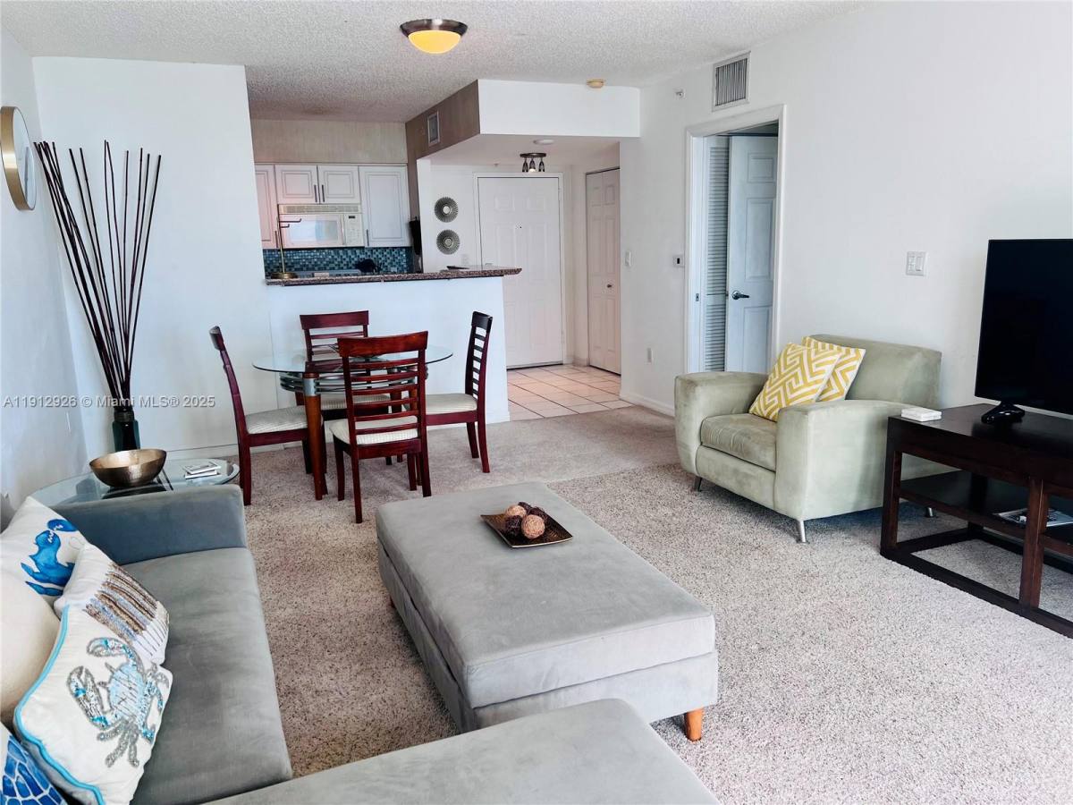 Condo for rent at 1155 Brickell Bay Dr #3405, Miami, FL 33131