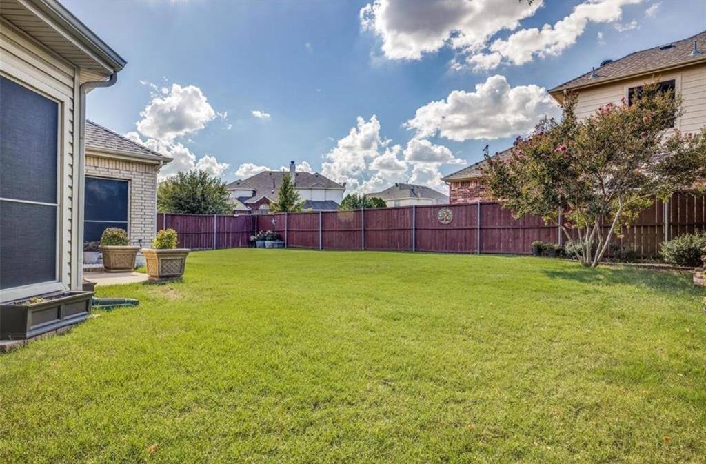 Apartment for rent at 5231 Kathryn Dr, Grand Prairie, TX 75052
