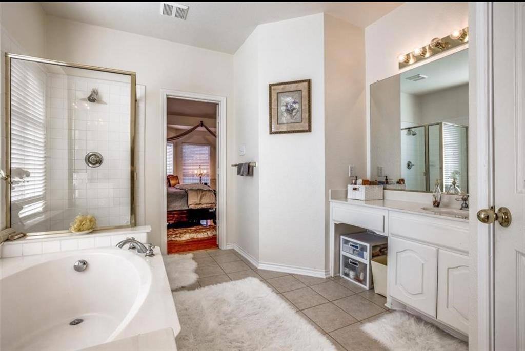 Apartment for rent at 5231 Kathryn Dr, Grand Prairie, TX 75052