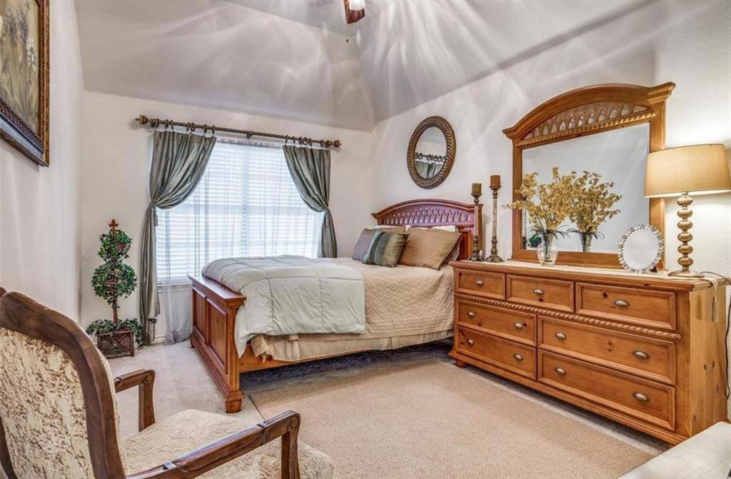 Apartment for rent at 5231 Kathryn Dr, Grand Prairie, TX 75052