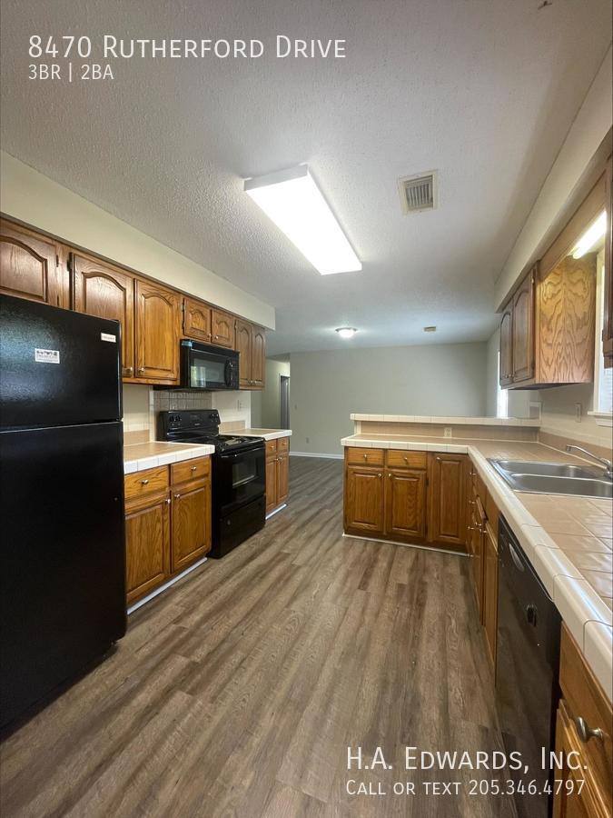 House for rent at 8470 Rutherford Dr, Duncanville, AL 35456