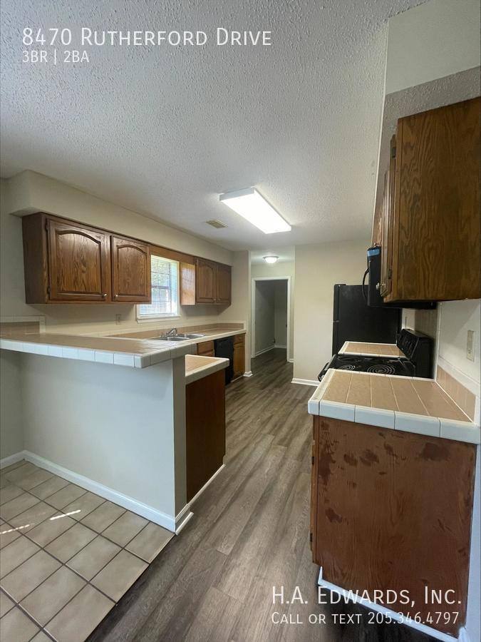 House for rent at 8470 Rutherford Dr, Duncanville, AL 35456