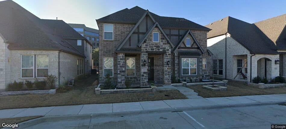 Apartment for rent at 12569 Royal Oaks Lane, Dallas, TX 75234