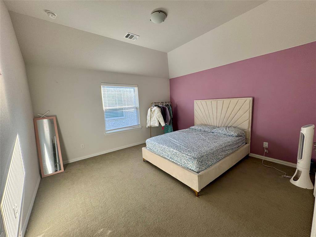 Apartment for rent at 12569 Royal Oaks Lane, Dallas, TX 75234