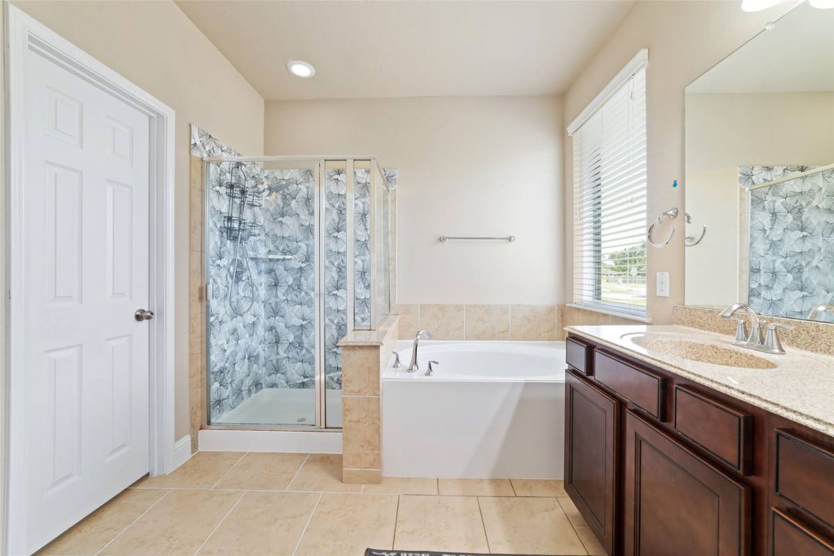 Apartment for rent at 2023 Wembley Way, Rosenberg, TX 77471