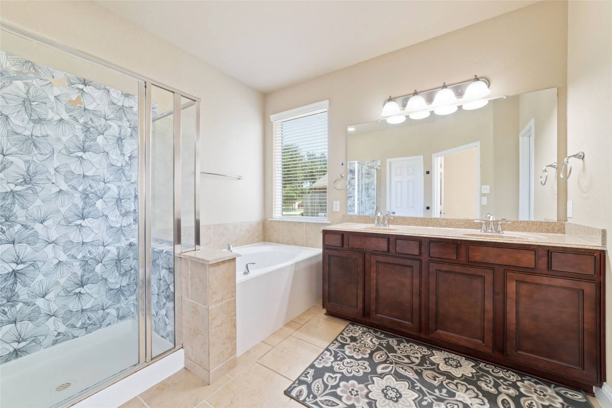 Apartment for rent at 2023 Wembley Way, Rosenberg, TX 77471
