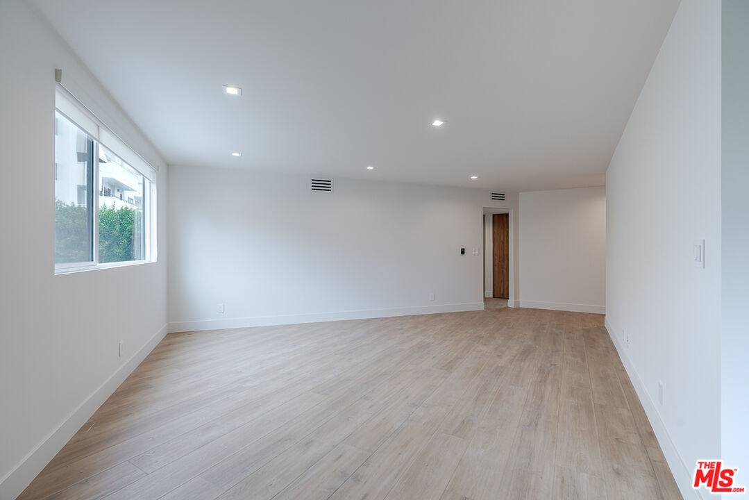 Apartment for rent at 12425 Texas Ave #6, Los Angeles, CA 90025