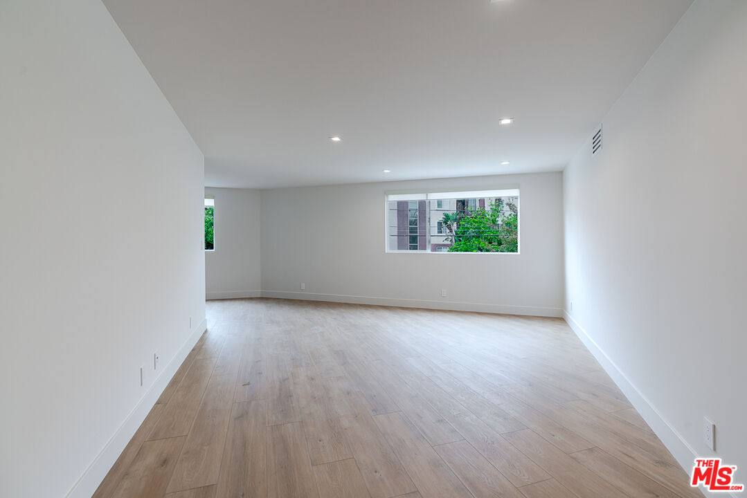 Apartment for rent at 12425 Texas Ave #6, Los Angeles, CA 90025