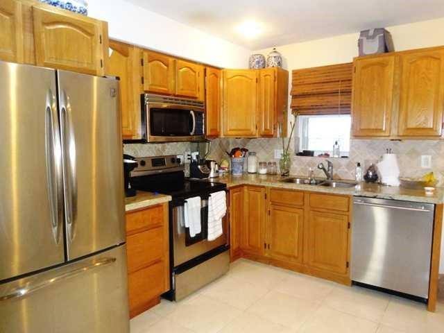 Apartment for rent at 3202 NE 7th Place, Pompano Beach, FL 33062