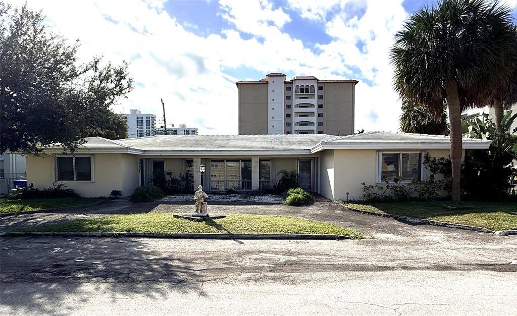 Apartment for rent at 3202 NE 7th Place, Pompano Beach, FL 33062