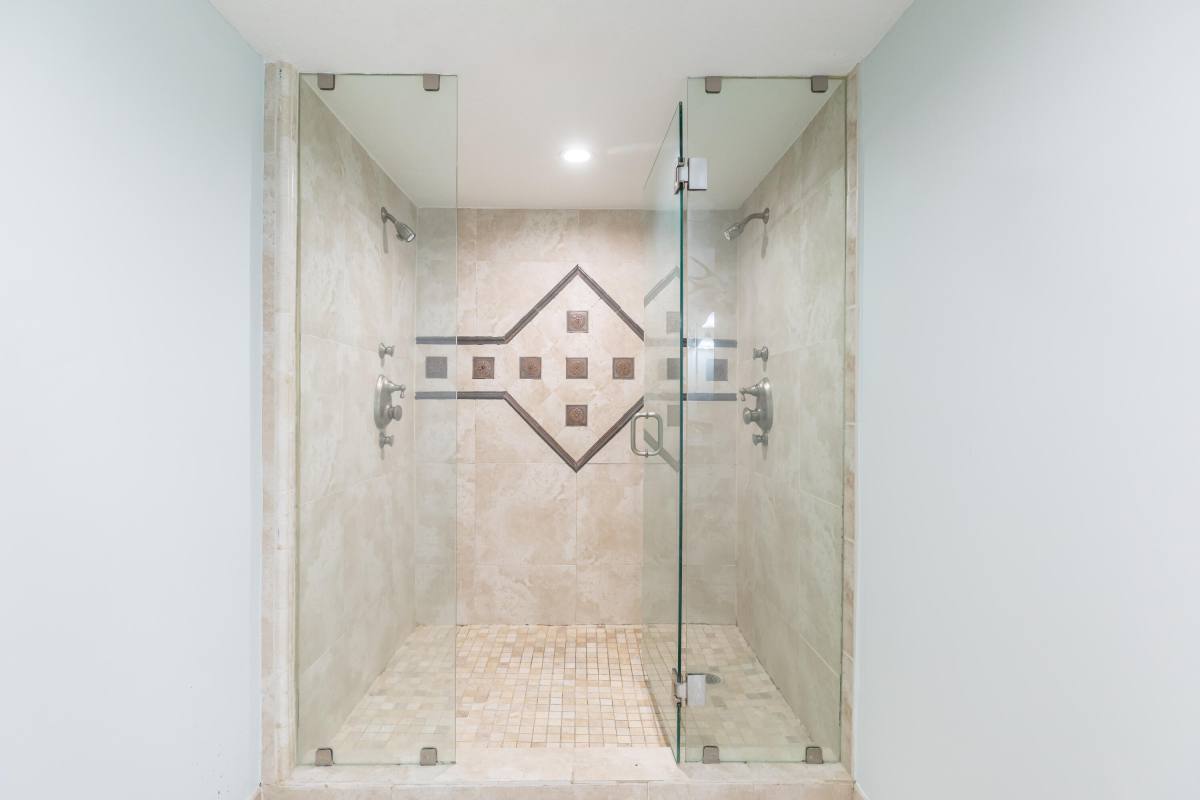 Apartment for rent at 961 S Ocean Dr #302, Deerfield Beach, FL 33441