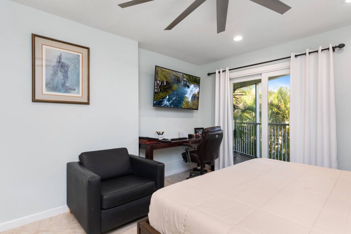 Apartment for rent at 961 S Ocean Dr #302, Deerfield Beach, FL 33441
