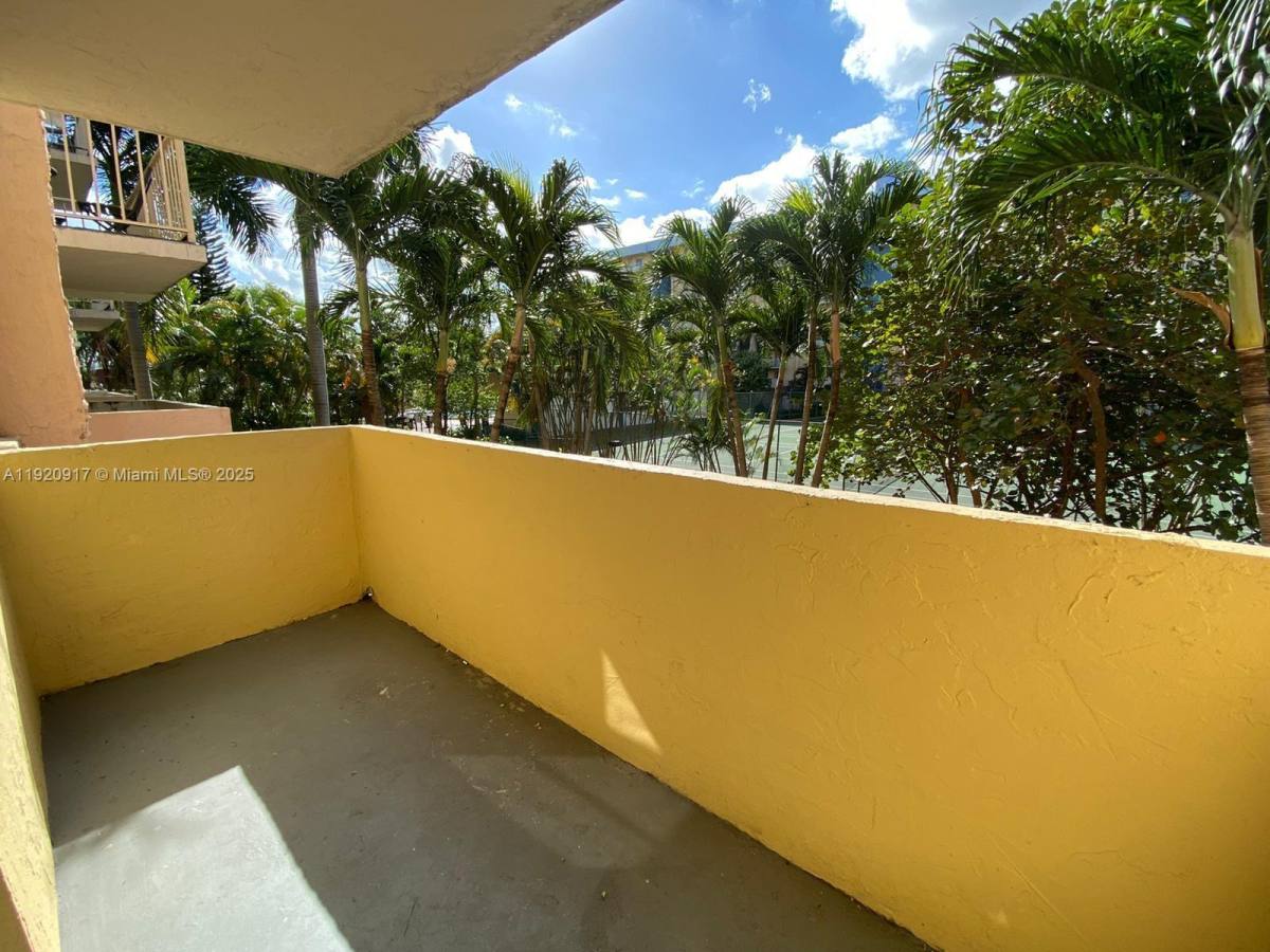 Apartment for rent at 4550 NW 9th St #4550217E, Miami, FL 33126