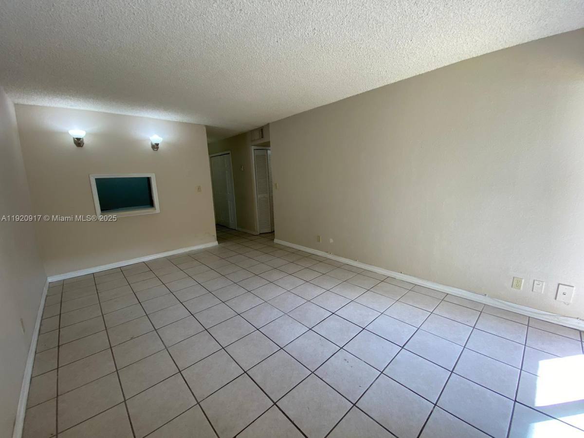 Apartment for rent at 4550 NW 9th St #4550217E, Miami, FL 33126