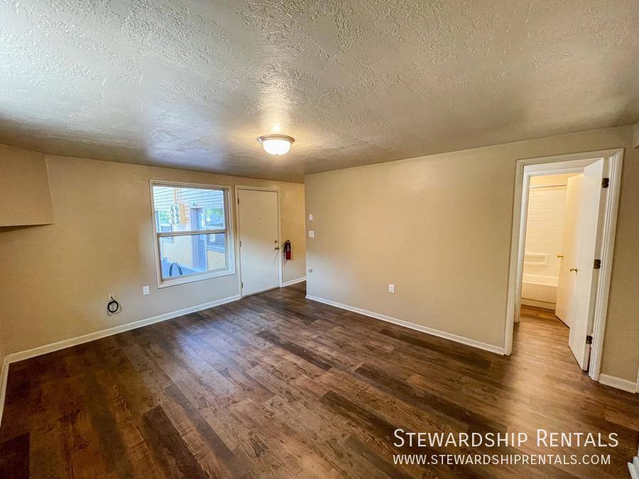 Apartment for rent at 1831 Kincaid St #19, Eugene, OR 97403